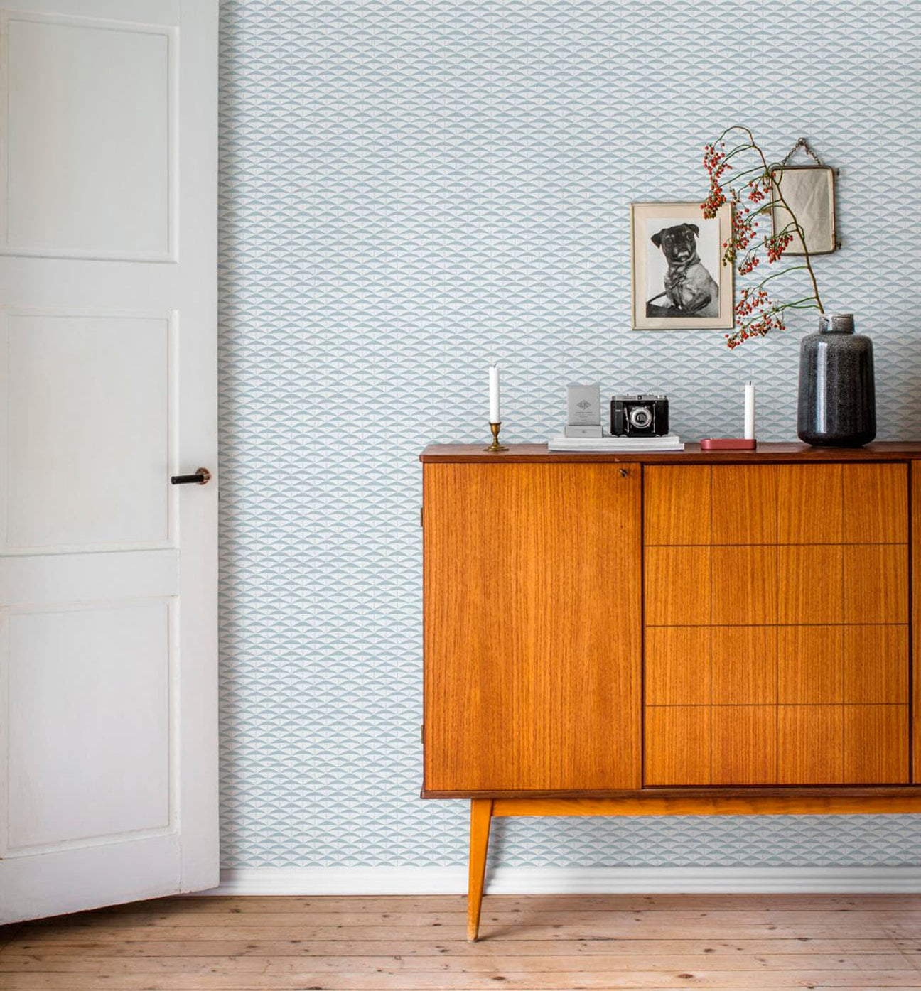 Blue Hagalund Pattern, Wallpaper in hallway