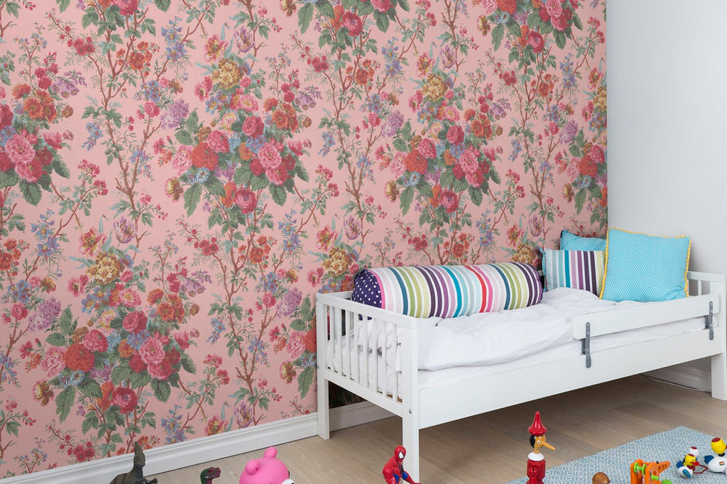 Bouquet Wallpaper with elegant vintage floral prints in kid's bedroom