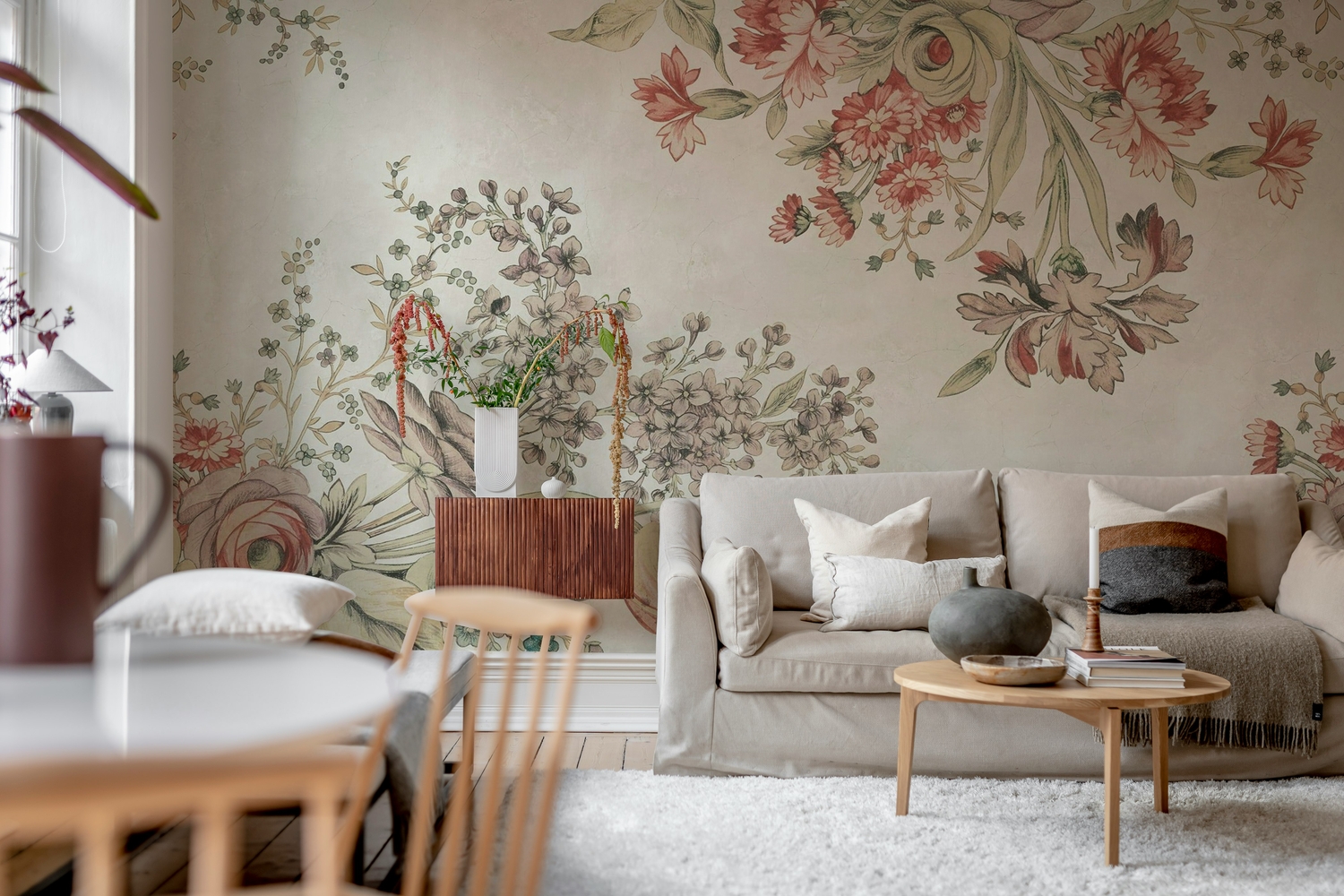 AMAATE Modern Wall Clock with Black and Gold Design, Large Round Metal ... - Color Palette Minimalist Living Room Wallpaper