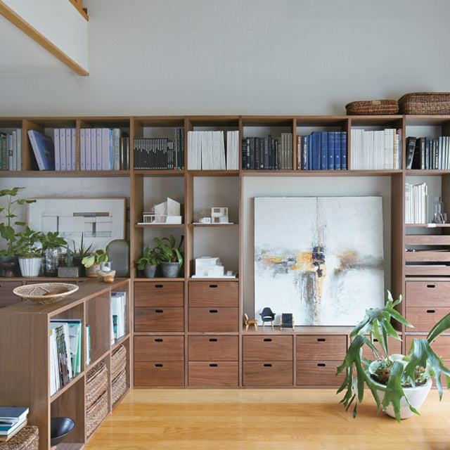 Neat home organising using multifunction wall storage